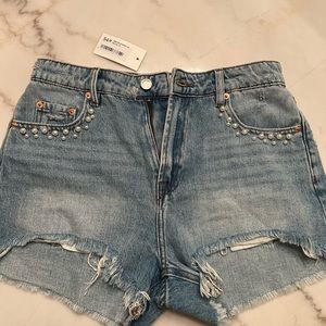 Denim shorts with pearls size medium